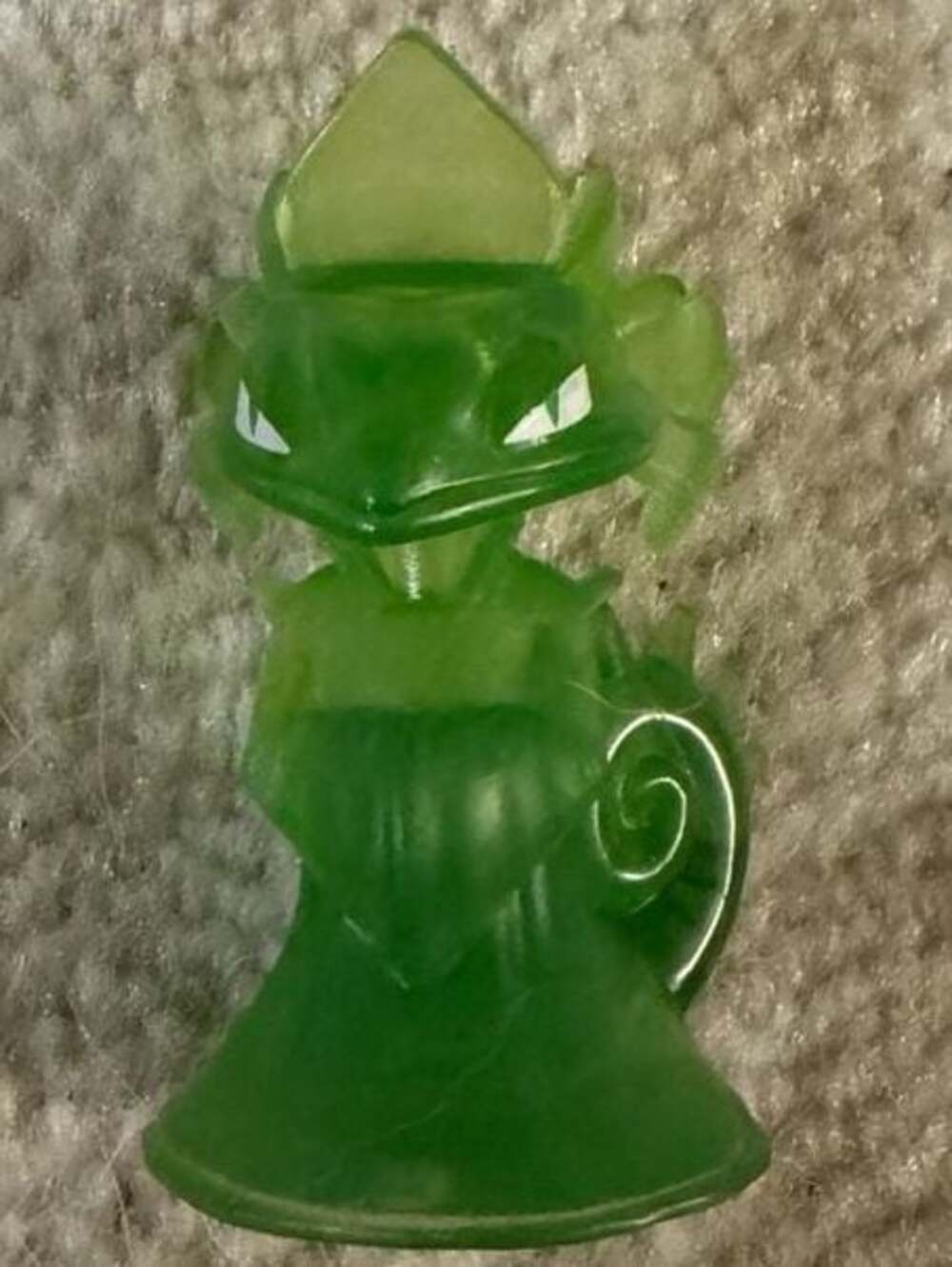 Bandai Pokémon Treecko Crystal Green Mini Figure Keshi Translucent Capsule Toy